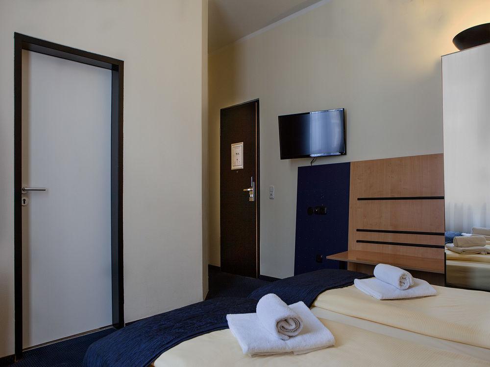 Comfort Hotel Frankfurt Central Station Франкфурт-на-Майне Экстерьер фото