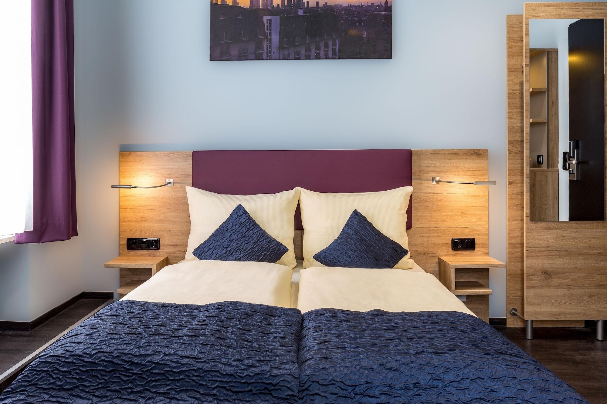 Comfort Hotel Frankfurt Central Station Франкфурт-на-Майне Экстерьер фото