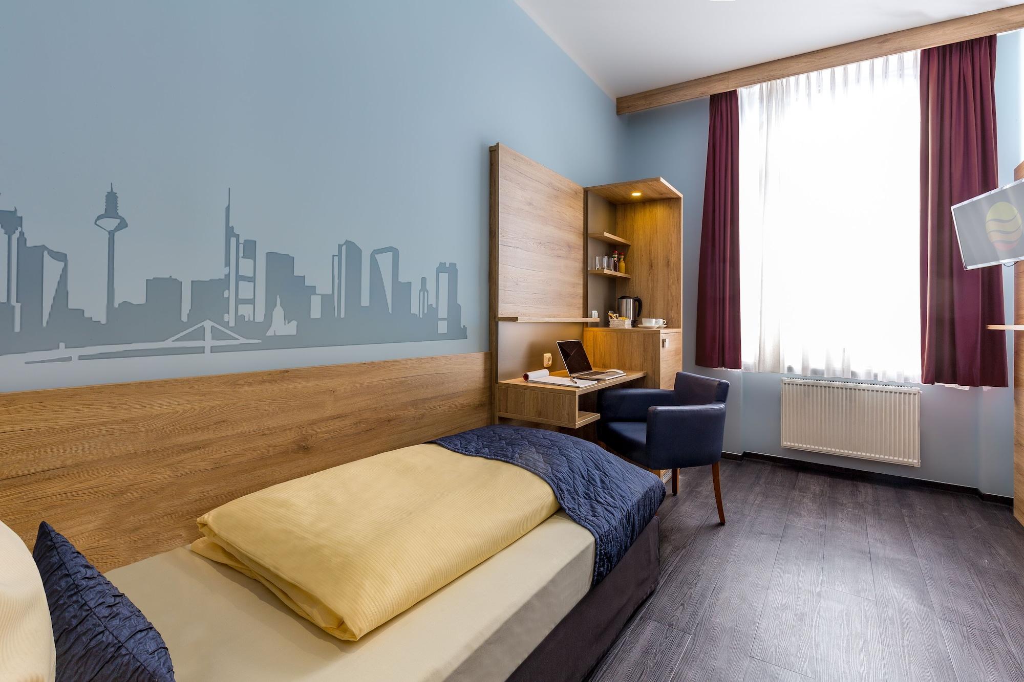 Comfort Hotel Frankfurt Central Station Франкфурт-на-Майне Экстерьер фото