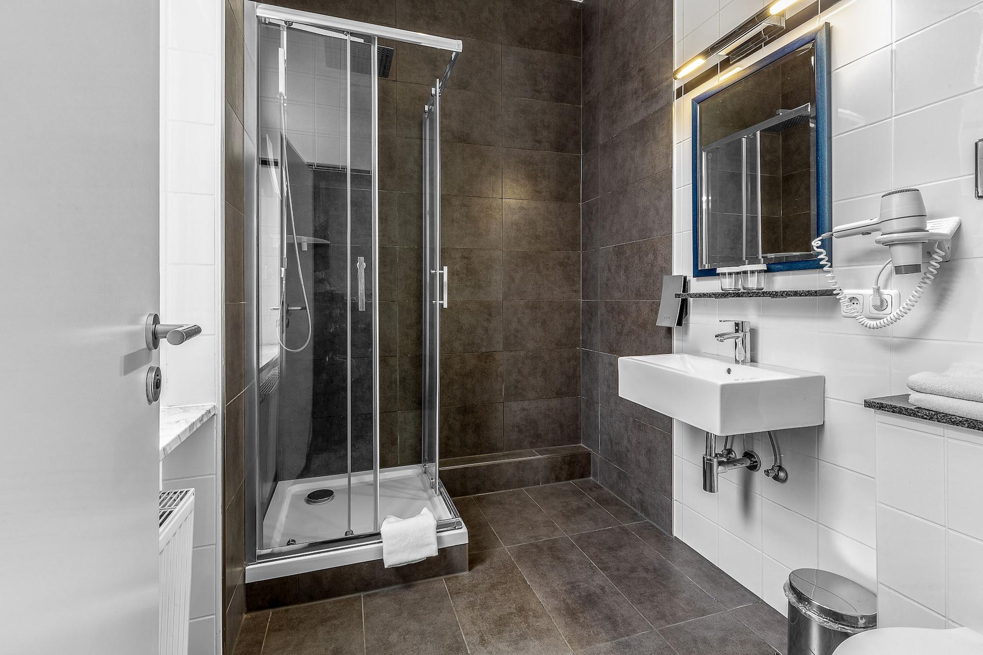 Comfort Hotel Frankfurt Central Station Франкфурт-на-Майне Экстерьер фото