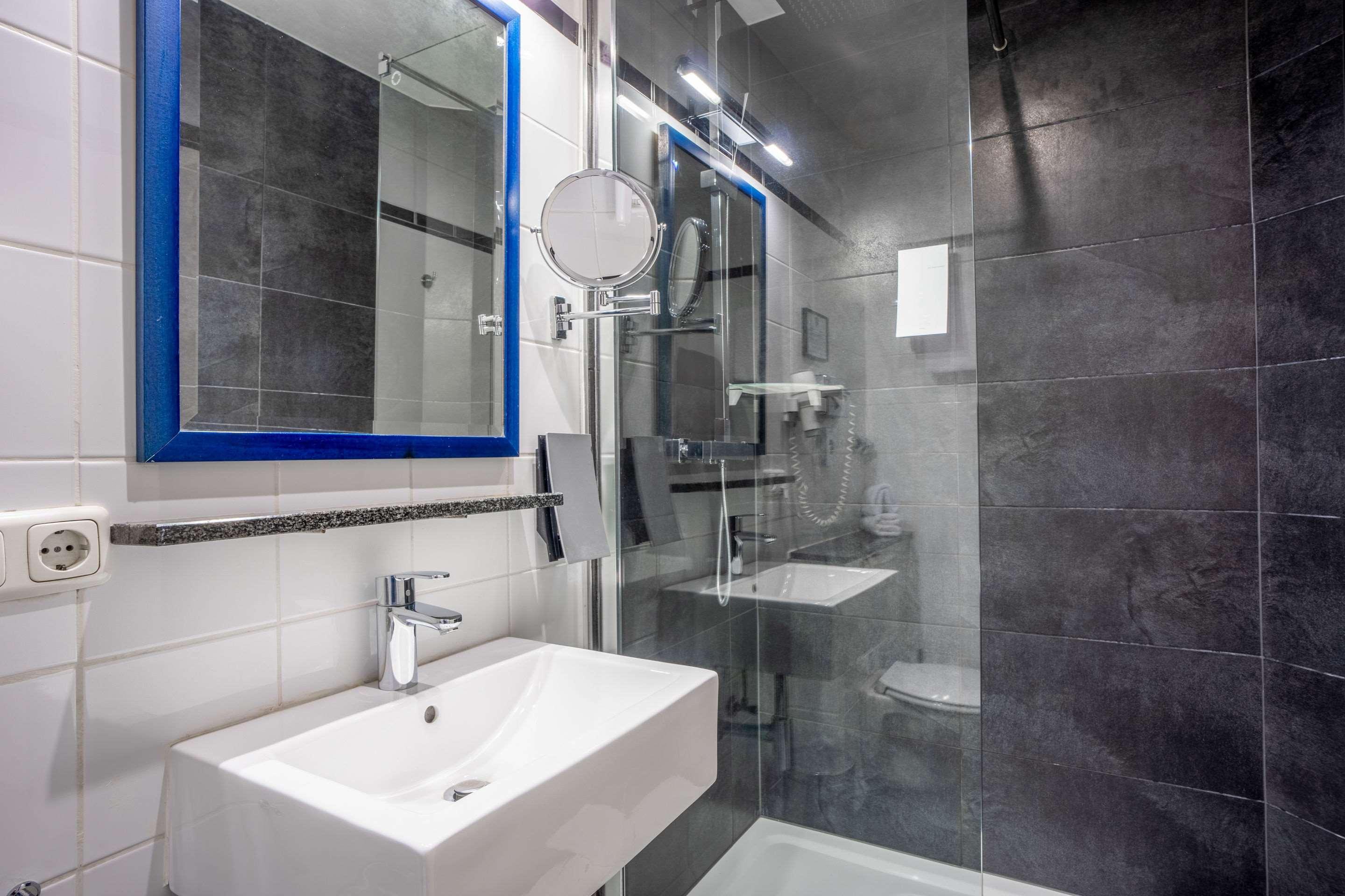 Comfort Hotel Frankfurt Central Station Франкфурт-на-Майне Экстерьер фото
