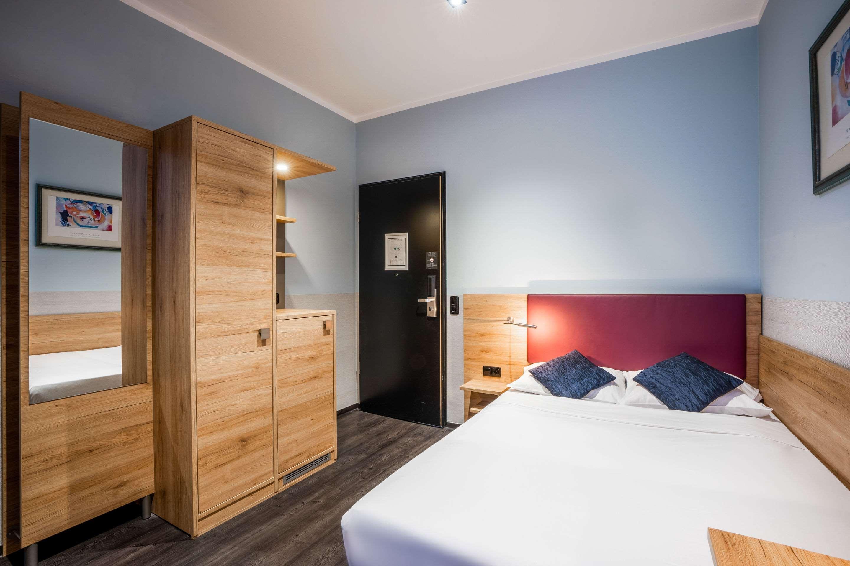 Comfort Hotel Frankfurt Central Station Франкфурт-на-Майне Экстерьер фото